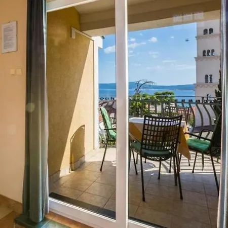 Leonarda Apartment *