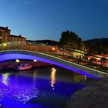 Leonarda アパート ツリクヴェニツァ